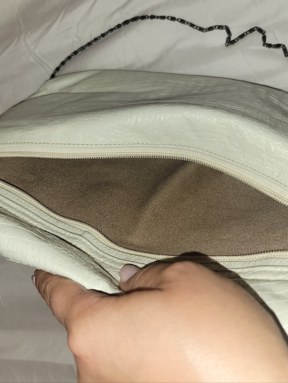 Oversized Cluth - Picture 5 of 5